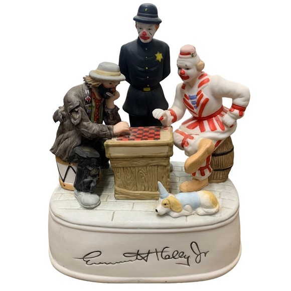 Emmett Kelly Jr. San Francisco Music Box "Fair Game"  Porcelain Figurine Clowns - Picture 1 of 4
